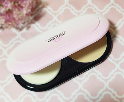 ライトフル C3 ナチュラル シルク パウダーファンデーション/M・A・C/パウダーファンデーションを使ったクチコミ(1枚目)