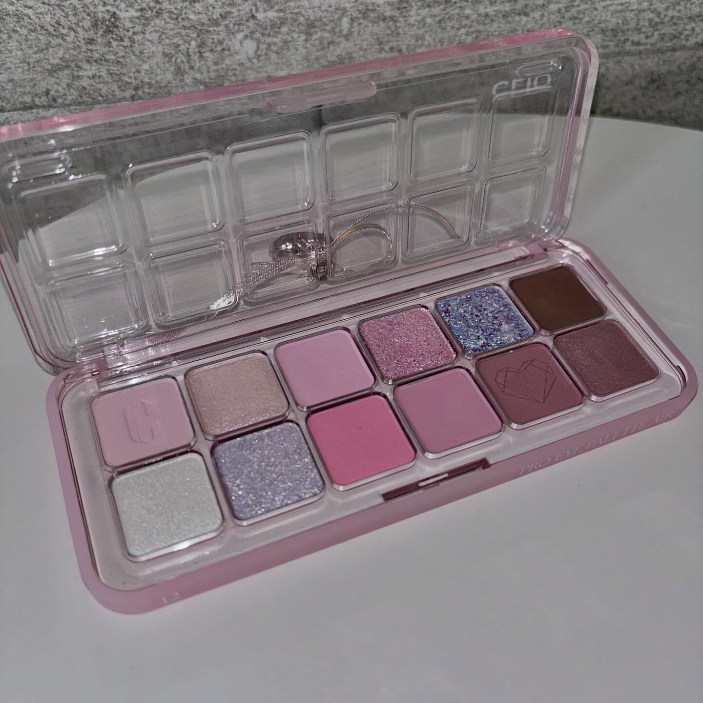 シェード アンド シャドウ パレット/CLIO/アイシャドウパレットを使ったクチコミ（2枚目）