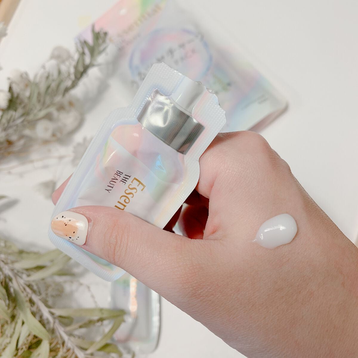 ザビューティ うるツヤチャージヘアパック/エッセンシャル/ヘアマスク・ヘアパックを使ったクチコミ(4枚目)