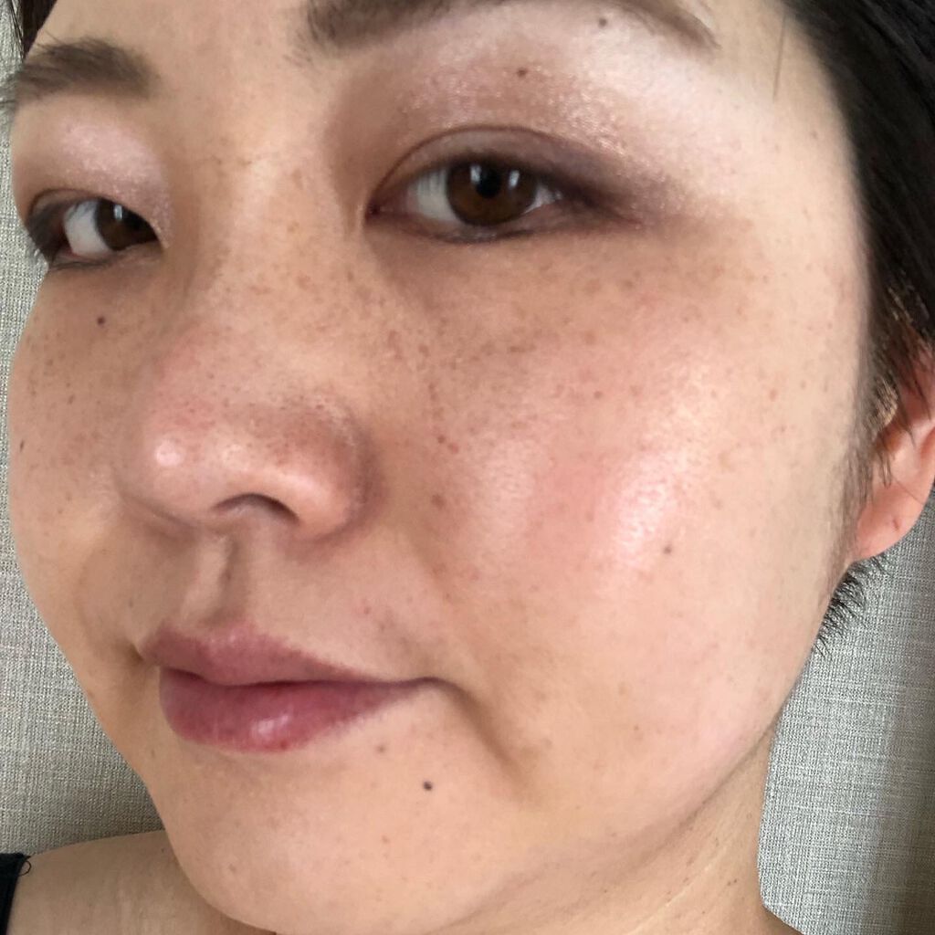 アポロゆき on LIPS 「なんかイイ感じのパウダー😊なるほどオイルインのルースパウダーな..」(3枚目)