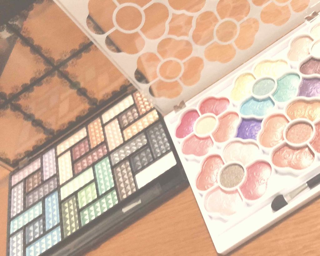 30COLORSEYESHADOWPALETTE/Dolly Angel/アイシャドウパレットを使ったクチコミ（1枚目）