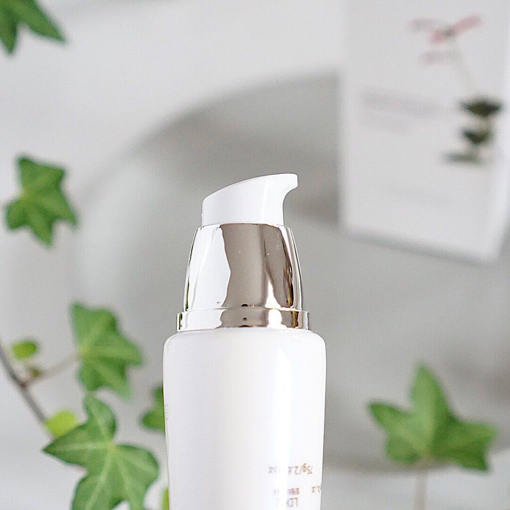 みちねえ フォロバ on LIPS 「・・肌に乗せるとまるで弾ける水滴?💧✨「エリシャコイアイスハー..」(3枚目)