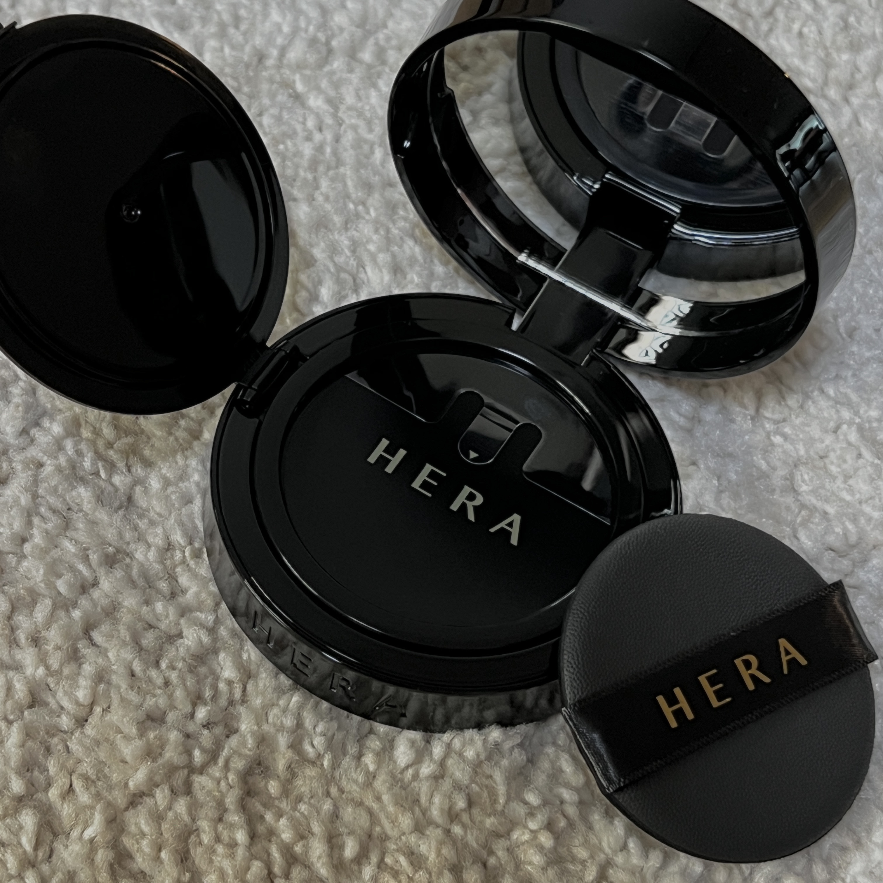 ブラック クッション/HERA/クッションファンデーションを使ったクチコミ（3枚目）