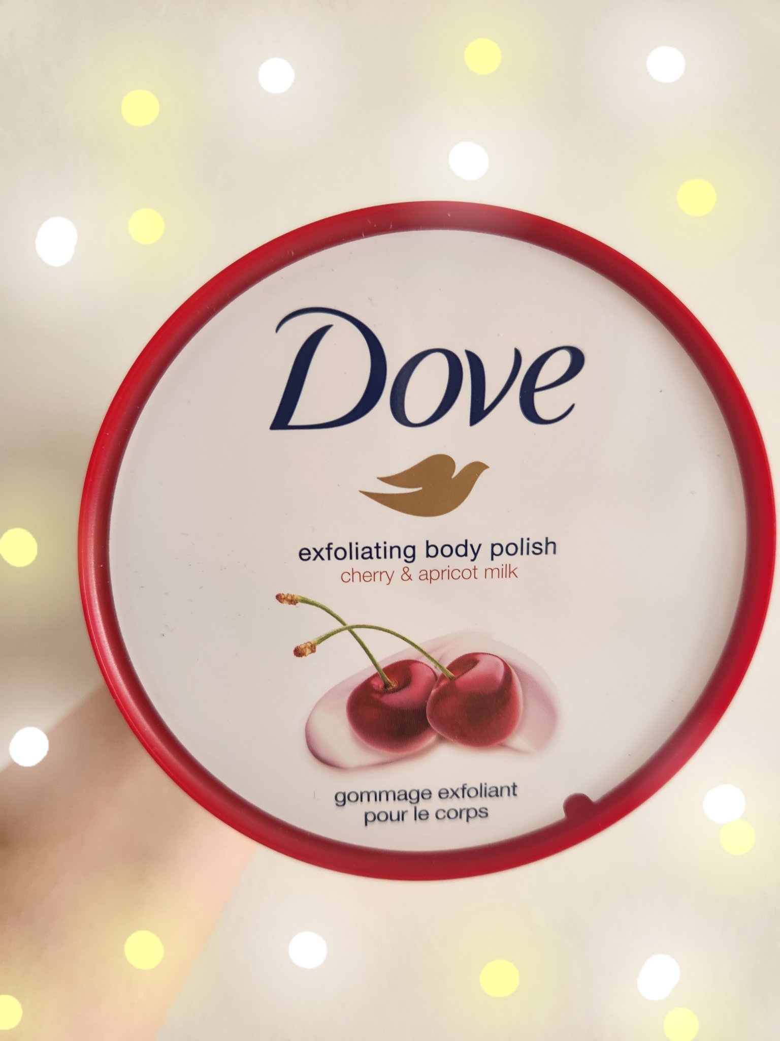 ダヴ ふわとろ　クリーミースクラブ チェリー＆アプリコットミルク/ダヴ/ボディスクラブを使ったクチコミ（2枚目）