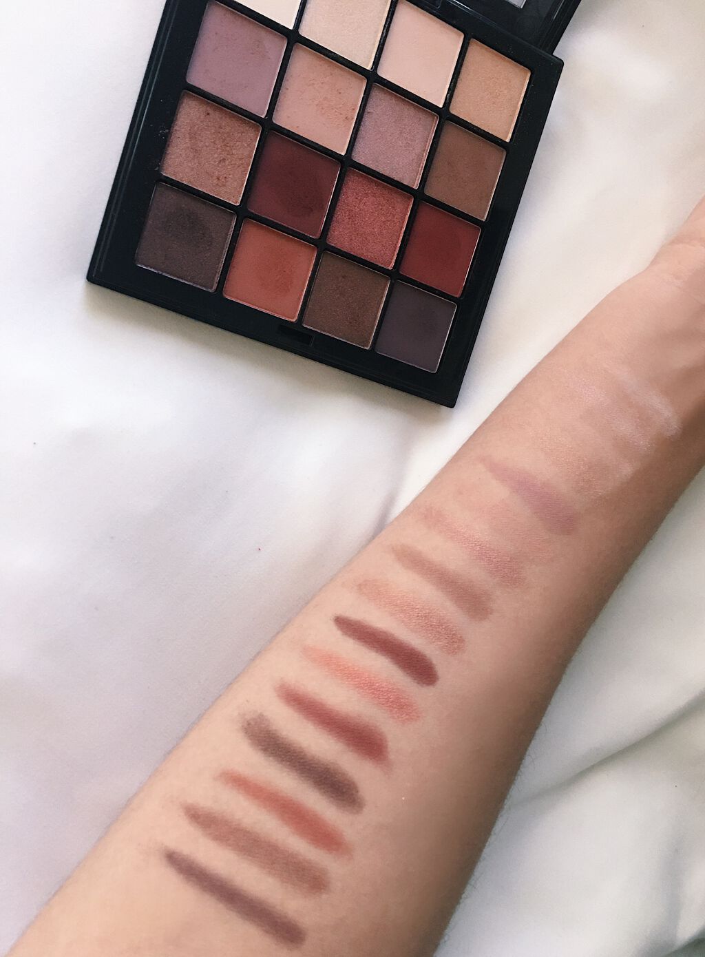 UT シャドウ パレット/NYX Professional Makeup/アイシャドウパレットを使ったクチコミ(3枚目)