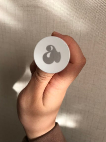 グリッタリーウェブリップバーム/unleashia/リップケアを使ったクチコミ(4枚目)