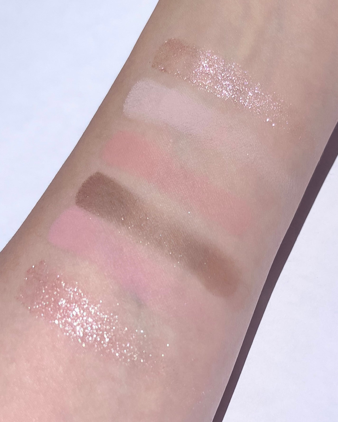 フラワーノーズスワンバレエシリーズ アイシャドウパレット/FlowerKnows/アイシャドウパレットを使ったクチコミ(2枚目)