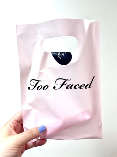 ～トゥー フェイスド ハングオーバー～ ピロー バーム リップ トリートメント/Too Faced/リップケア・リップクリームを使ったクチコミ（2枚目）