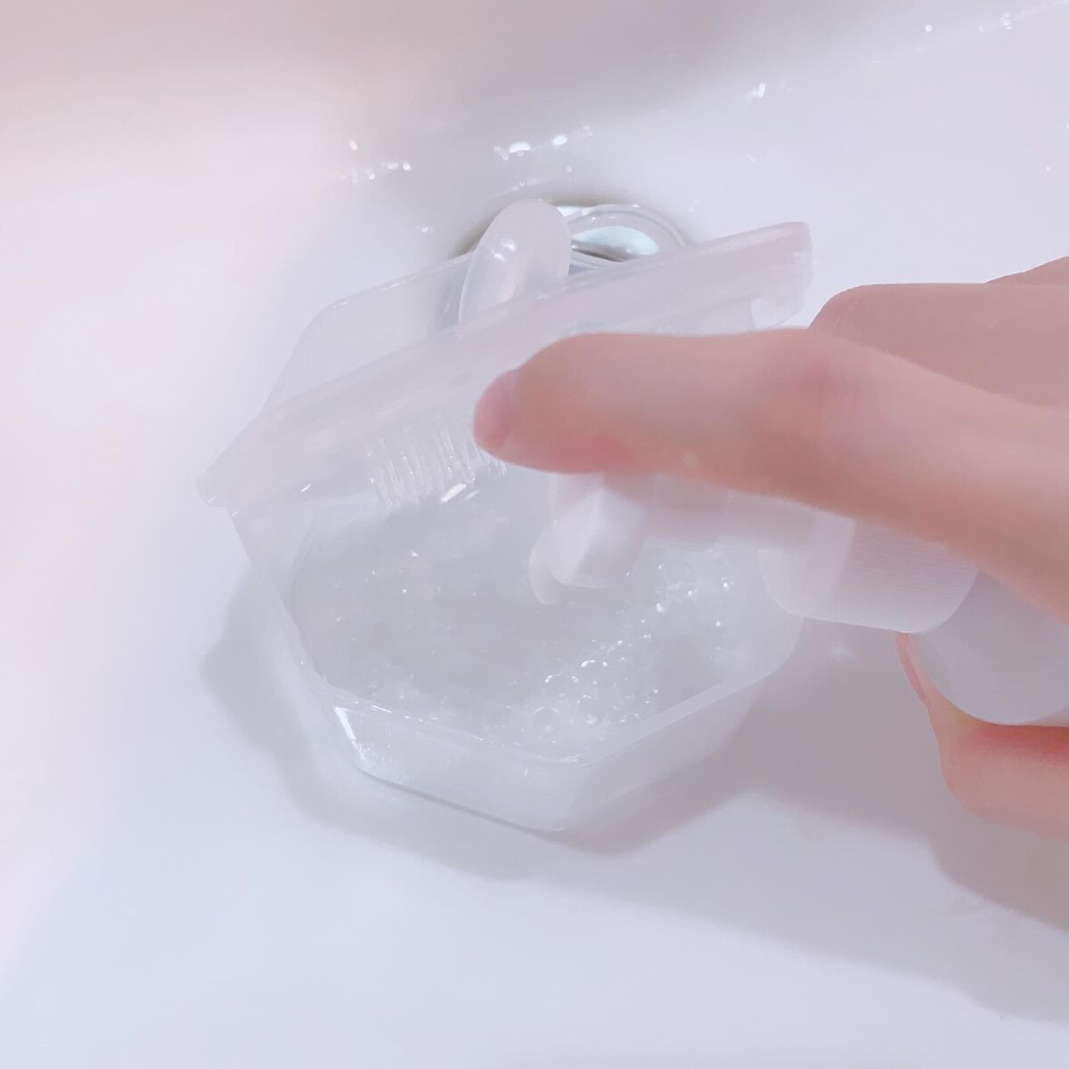 ひとみん on LIPS 「モコモコ泡で至福の時間🫧🤍\スキンクル香るクレンジングバブ..」(7枚目)