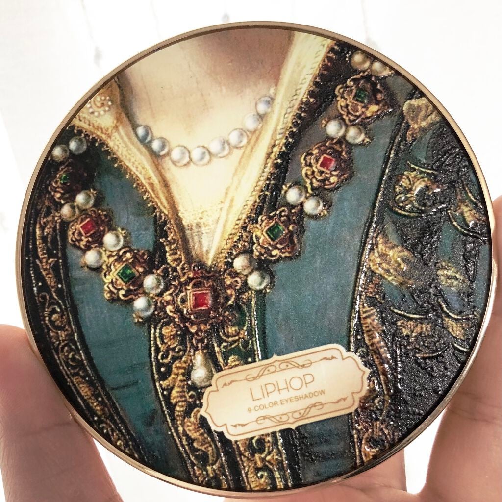 アリストアイシャドウパレット 9色/PEONYELF/アイシャドウパレットを使ったクチコミ(1枚目)