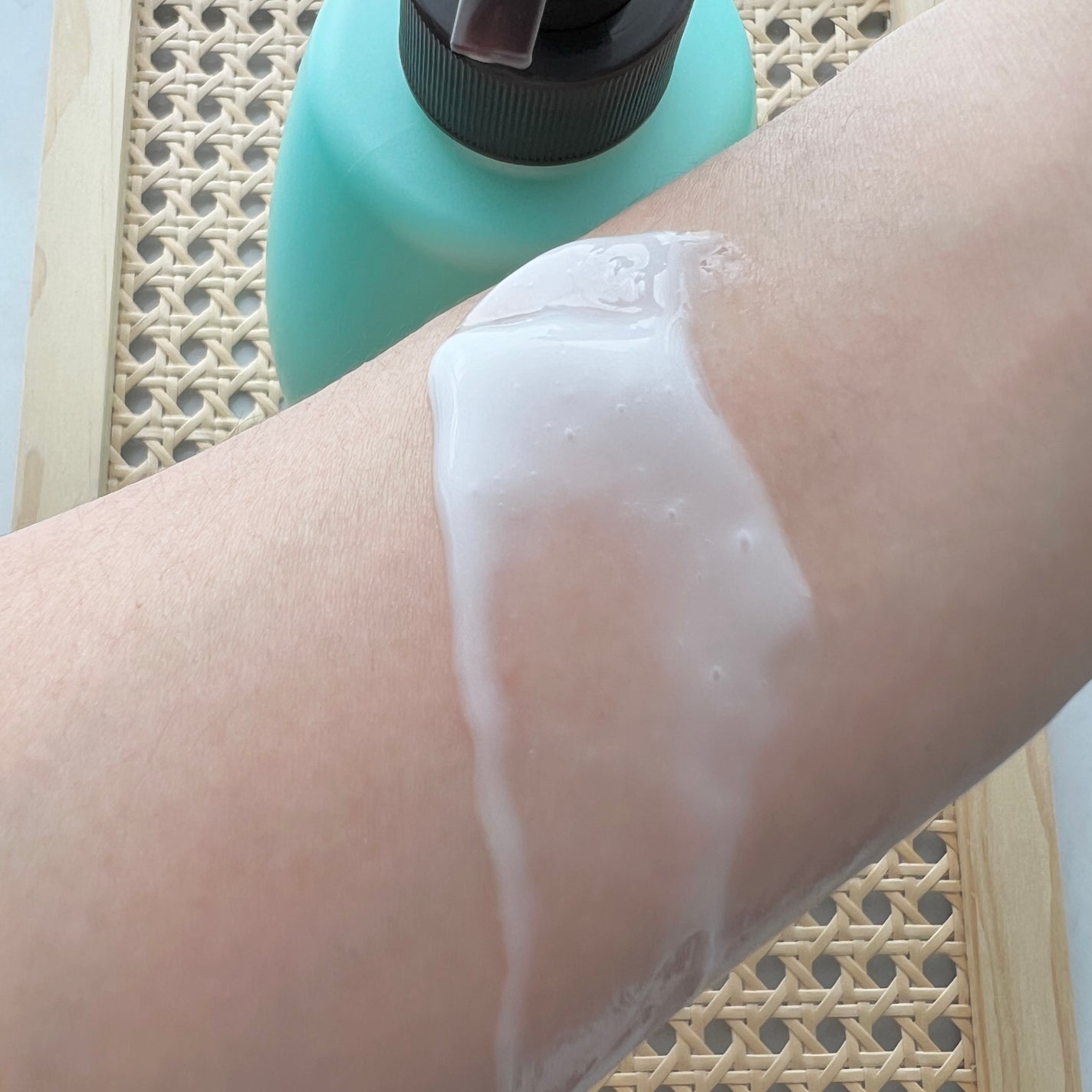 ケアセラ APフェイス&ボディ乳液/ケアセラ/ボディミルクを使ったクチコミ(3枚目)