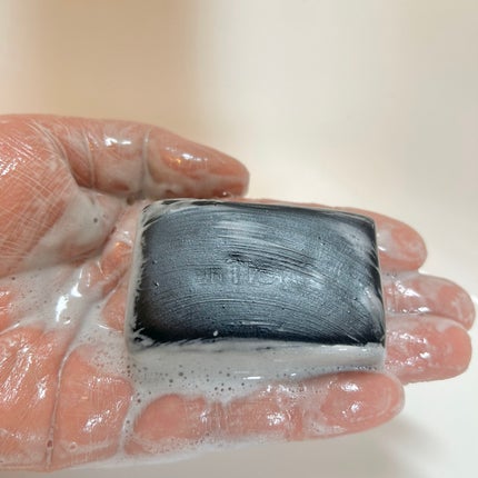 手作り洗顔石鹸 アンティアン プリンセス オブ ソープ 「漆黒」(竹炭入り)/アンティアン/洗顔石鹸を使ったクチコミ(3枚目)