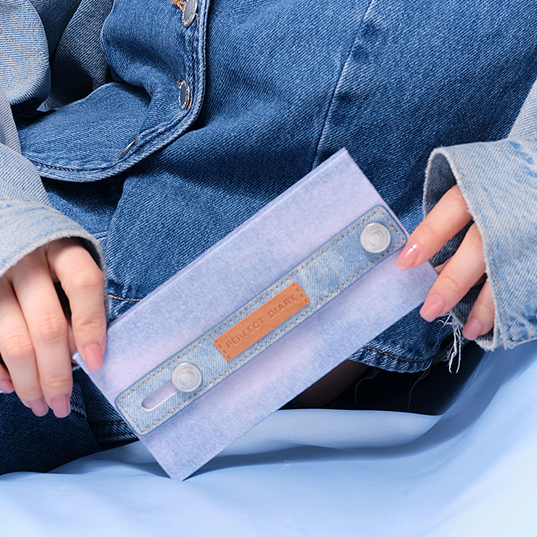 デザイナーアイズ＆チークパレット/PERFECT DIARY/アイシャドウパレットを使ったクチコミ（1枚目）