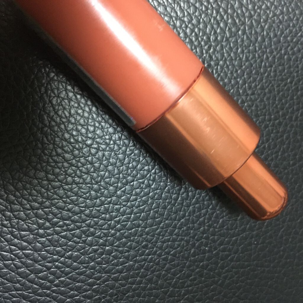 キス クラウド ブロッテッド リップ カラー/REVLON/口紅を使ったクチコミ（1枚目）