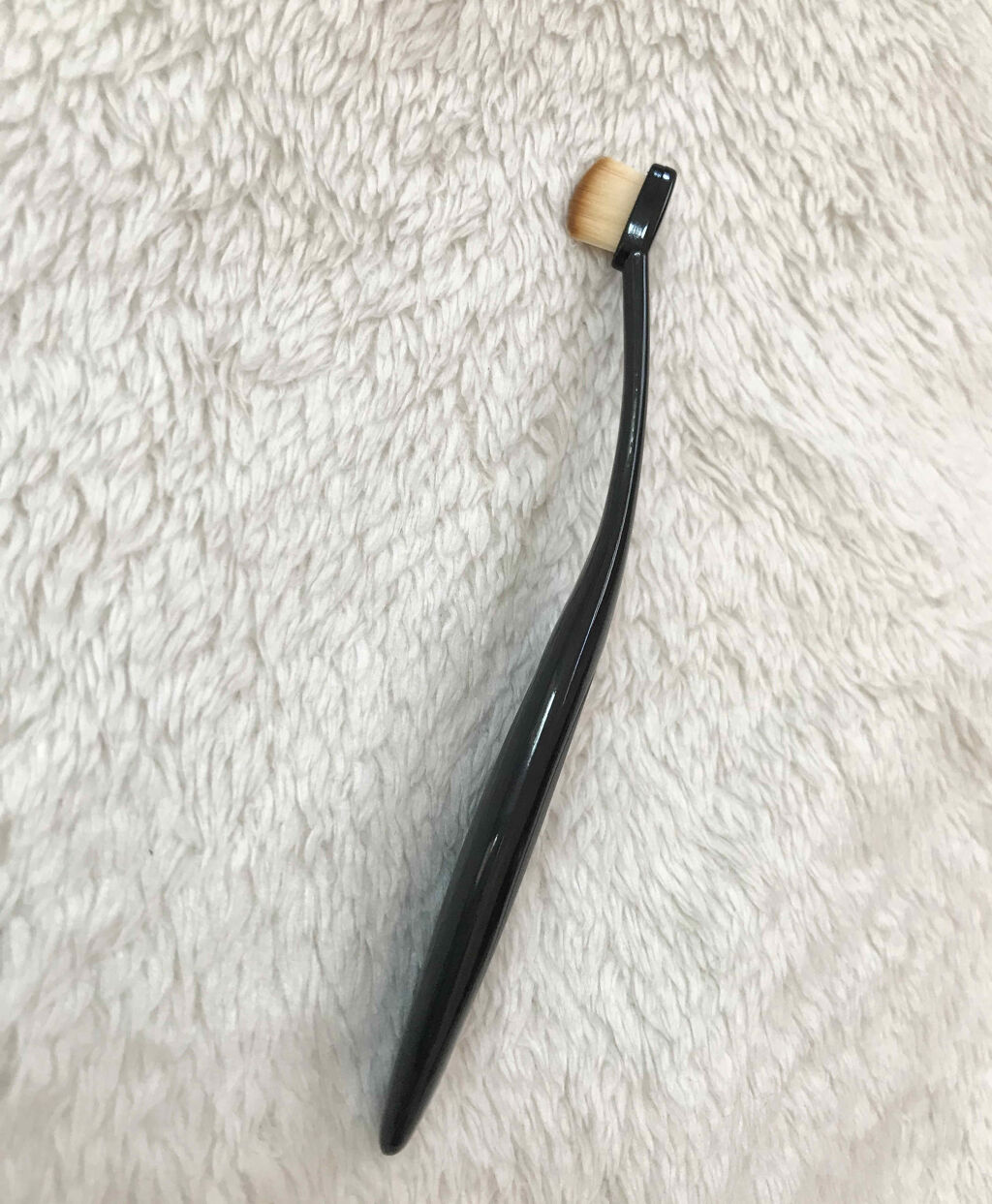 歯ブラシ型ブラシシャドウ&ブロウ/セリア/メイクブラシを使ったクチコミ（2枚目）