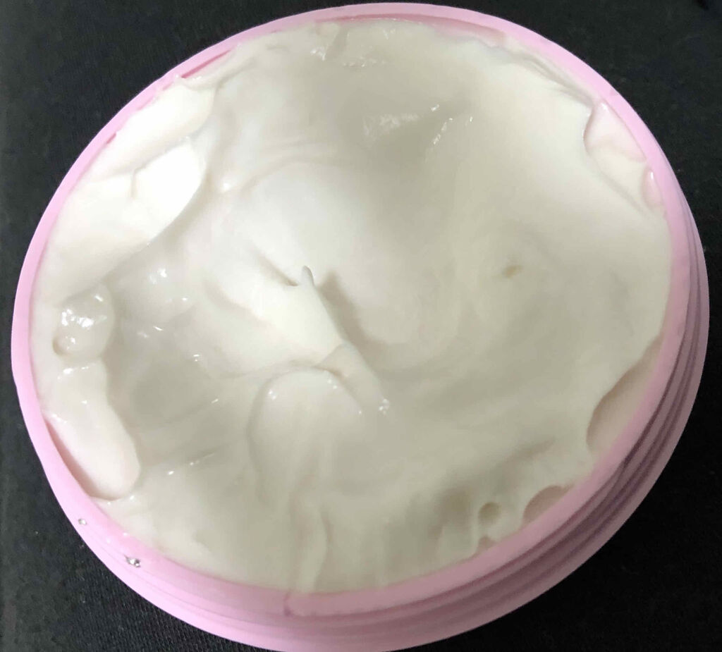 ダヴ ビューティボディクリームのクチコミ「☆キャンドゥ　ダヴ　ビューティボディークリーム
加水分解水添デンプン+カカオバター
うるおい&.....」（3枚目）