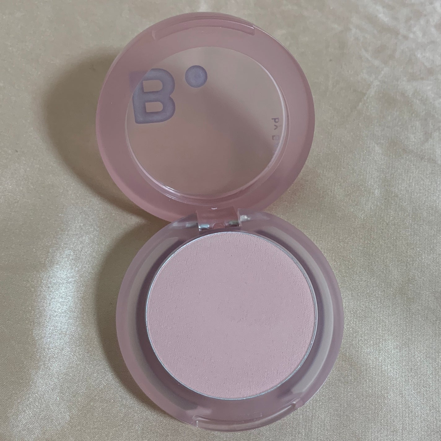 プライミング ベール チーク/B. by BANILA/パウダーチークを使ったクチコミ(2枚目)