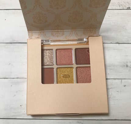 マテリアルカラーパレット/leur charme/アイシャドウパレットを使ったクチコミ(3枚目)