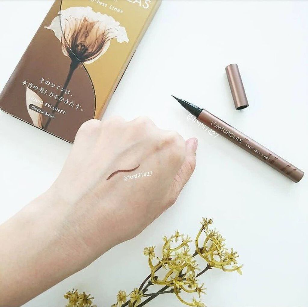 スキルレスライナー/LUMIURGLAS/リキッドアイライナーを使ったクチコミ（2枚目）