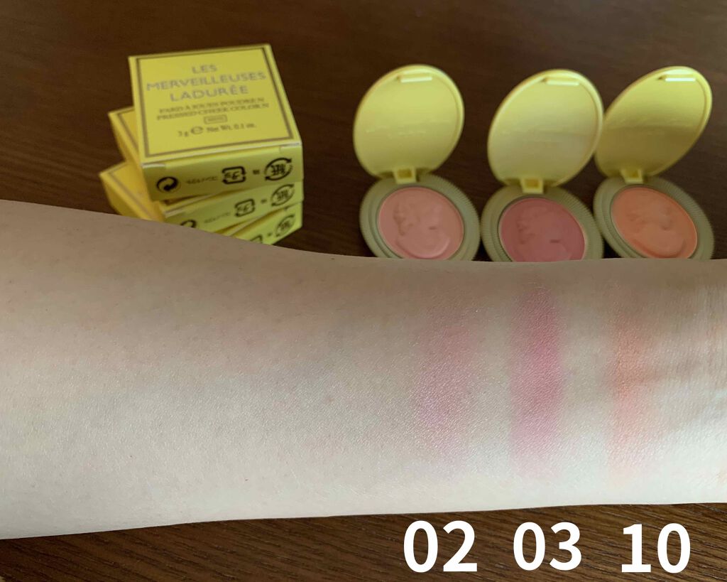 プレスト チークカラー N/レ・メルヴェイユーズ ラデュレ/パウダーチークを使ったクチコミ(2枚目)