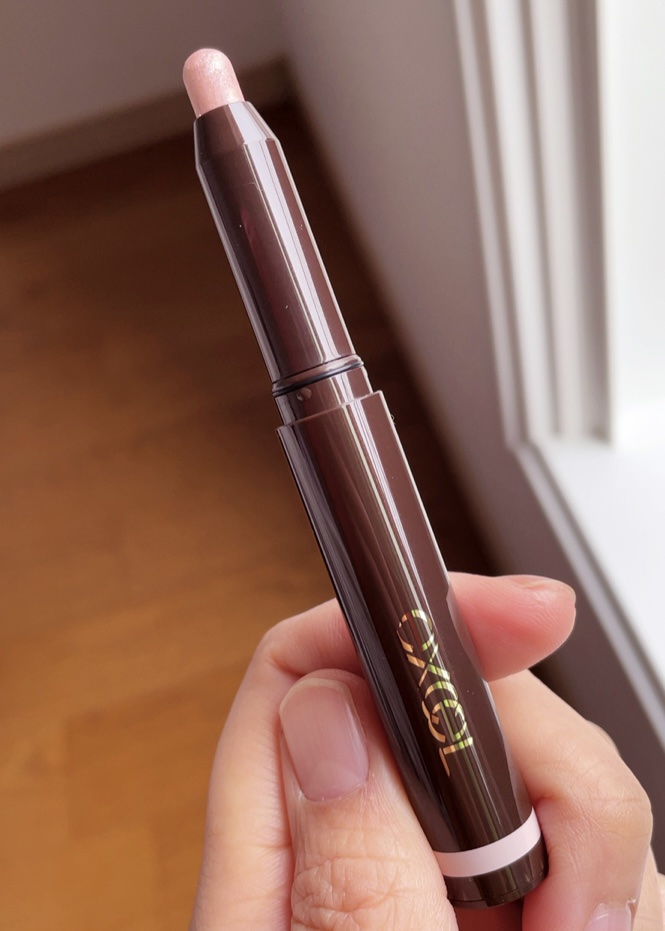 グリームオンフィットシャドウ/excel/スティックアイシャドウを使ったクチコミ（2枚目）