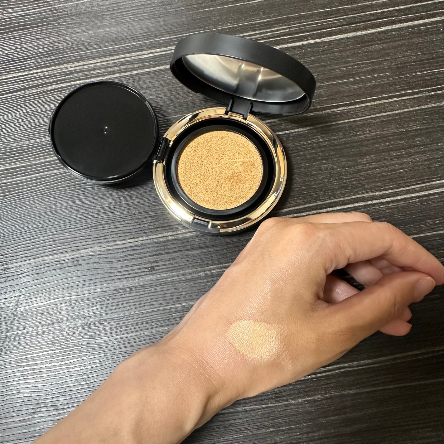 オリジナル ピュア セラム カバーアップ クッション/bareMinerals/クッションファンデーションを使ったクチコミ(4枚目)