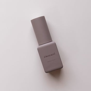 fibonacci Melano Huntのクチコミ「☑美容液
#フィボナッチ @fibonacci_skincare .
#メラノハント
.
肌も.....」（1枚目）