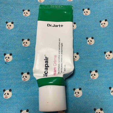 Dr.jart+
Cicapair cream
50 ml

もう3本くらいは使い切ってます。
肌が荒れまくった時
これを使うと治りました。

普段使ってると
劇的な変化などがないので飽きちゃったりする