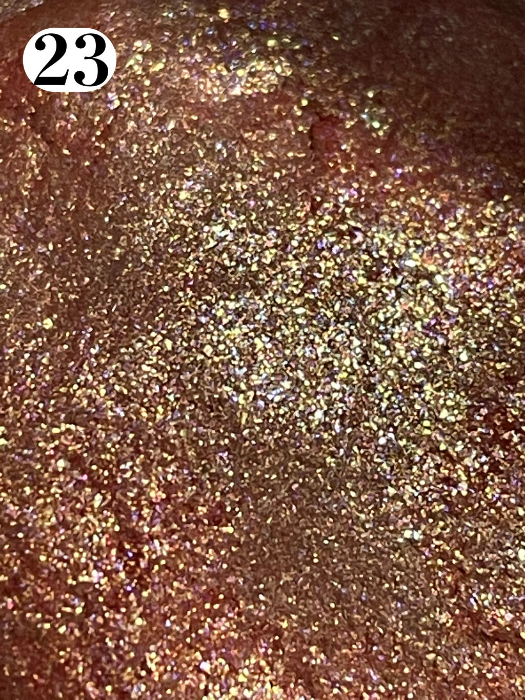 プリズム エアー シャドウ/CLIO/単色アイシャドウを使ったクチコミ（3枚目）