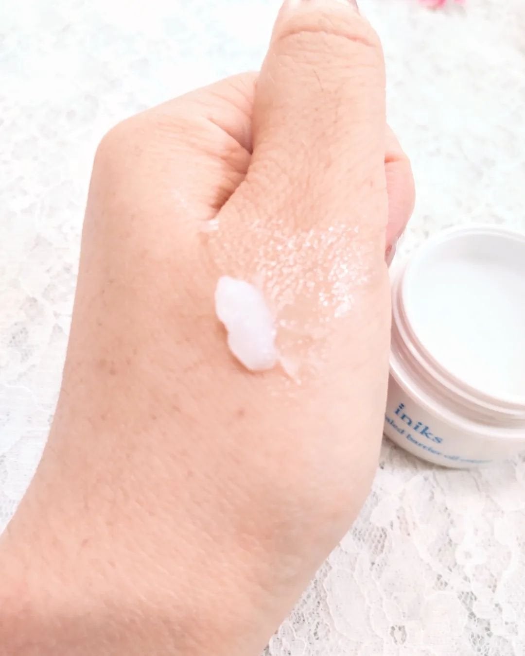 センシティブ シールドバリア オイルクリーム/iniks/フェイスクリームを使ったクチコミ(4枚目)