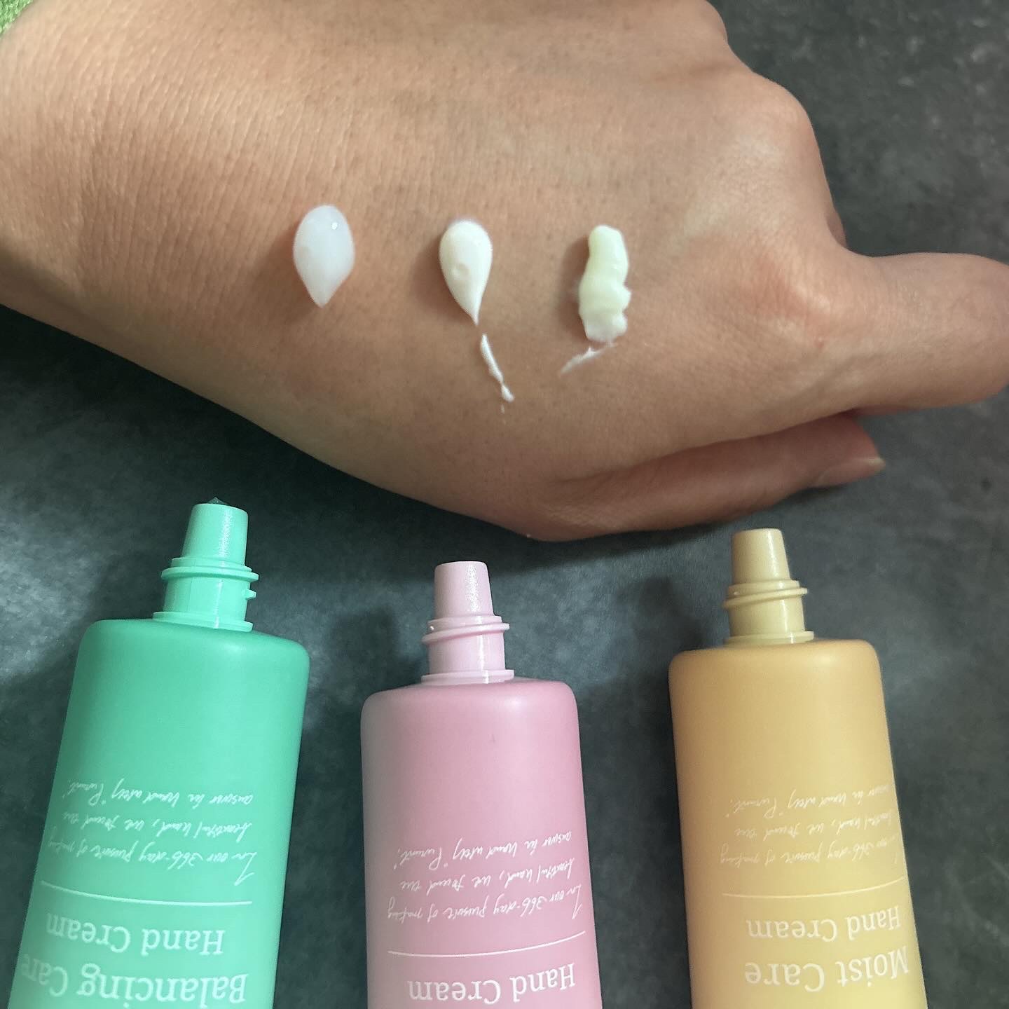 プルント　モイストケア美容液ハンドクリーム/Purunt./ハンドクリームを使ったクチコミ（3枚目）