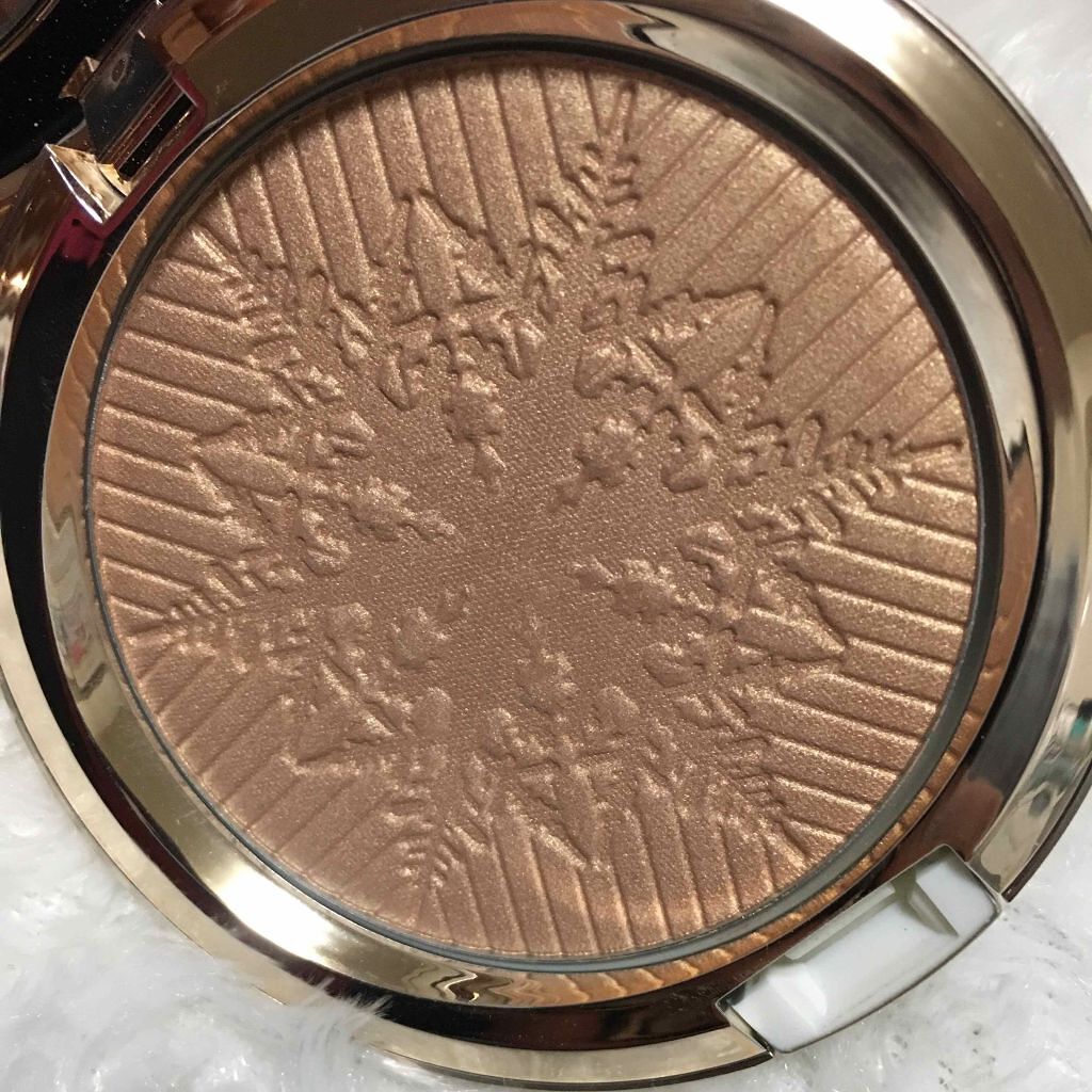 オパールセントフェイス パウダー 【ホリデーコレクション 2017】/M・A・C/プレストパウダーを使ったクチコミ(4枚目)