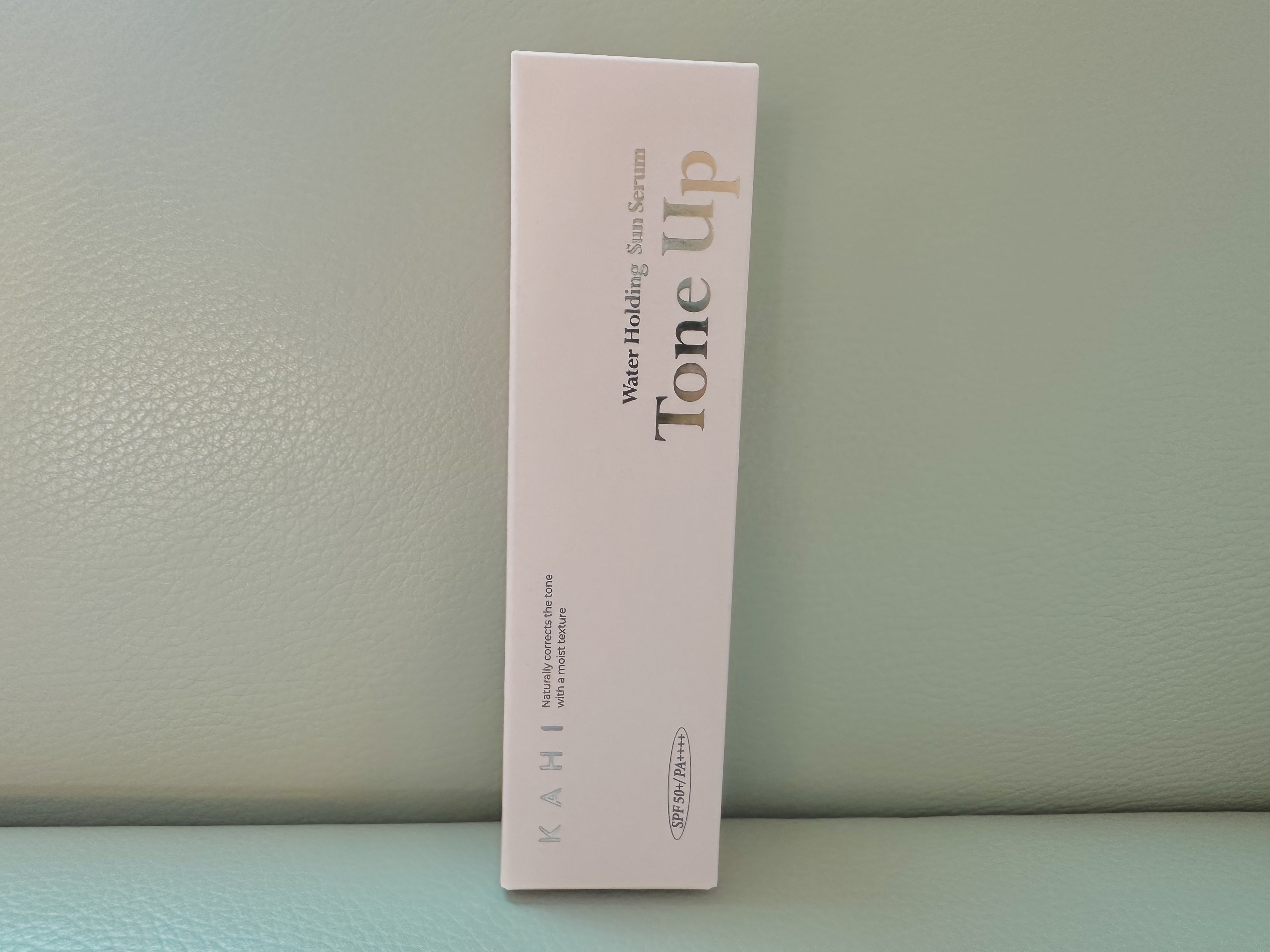 ウォーターホールディングトーンアップサンセラム/KAHI/日焼け止めローションを使ったクチコミ（1枚目）