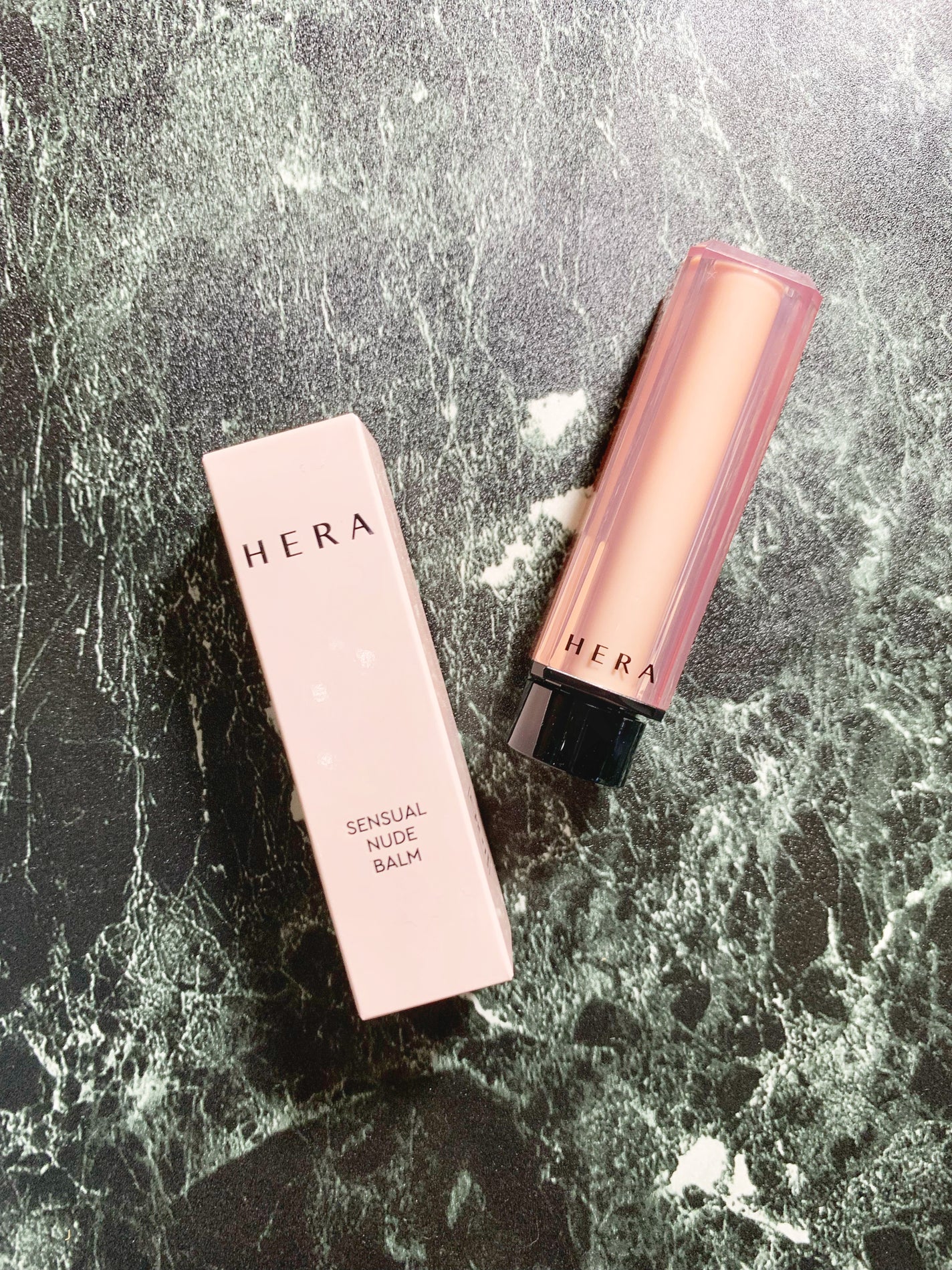 センシュアル ヌードバーム/HERA/リップバームを使ったクチコミ(1枚目)