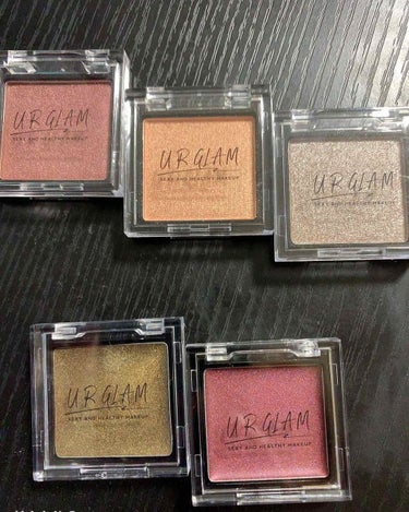 UR GLAM　POWDER EYESHADOW/U R GLAM/単色アイシャドウを使ったクチコミ（1枚目）