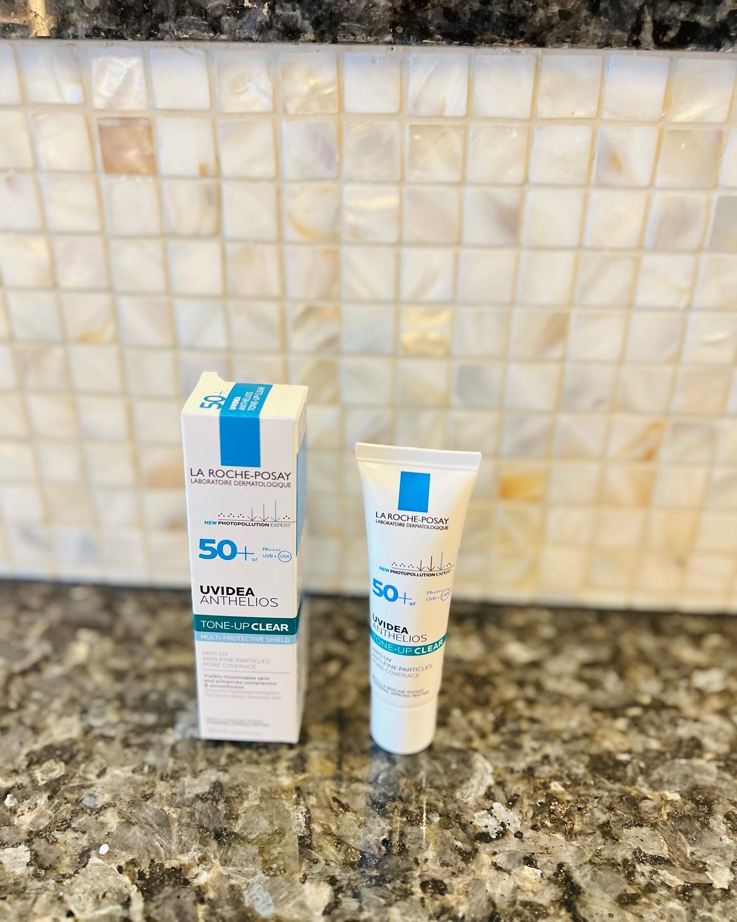 UVイデア XL プロテクショントーンアップ クリア/ラ ロッシュ ポゼ/化粧下地を使ったクチコミ（1枚目）