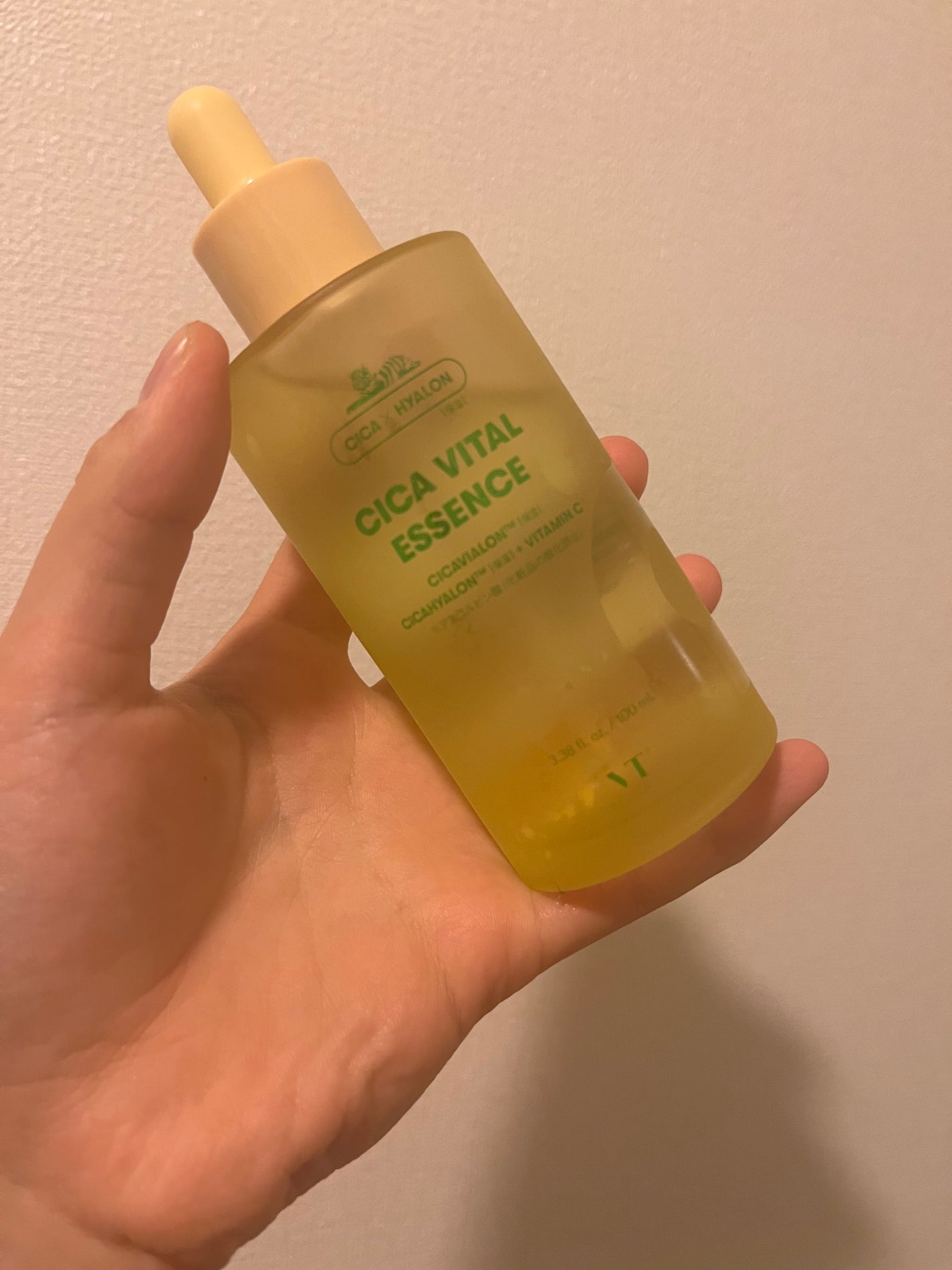 シカバイタル エッセンス/VT/美容液を使ったクチコミ(2枚目)