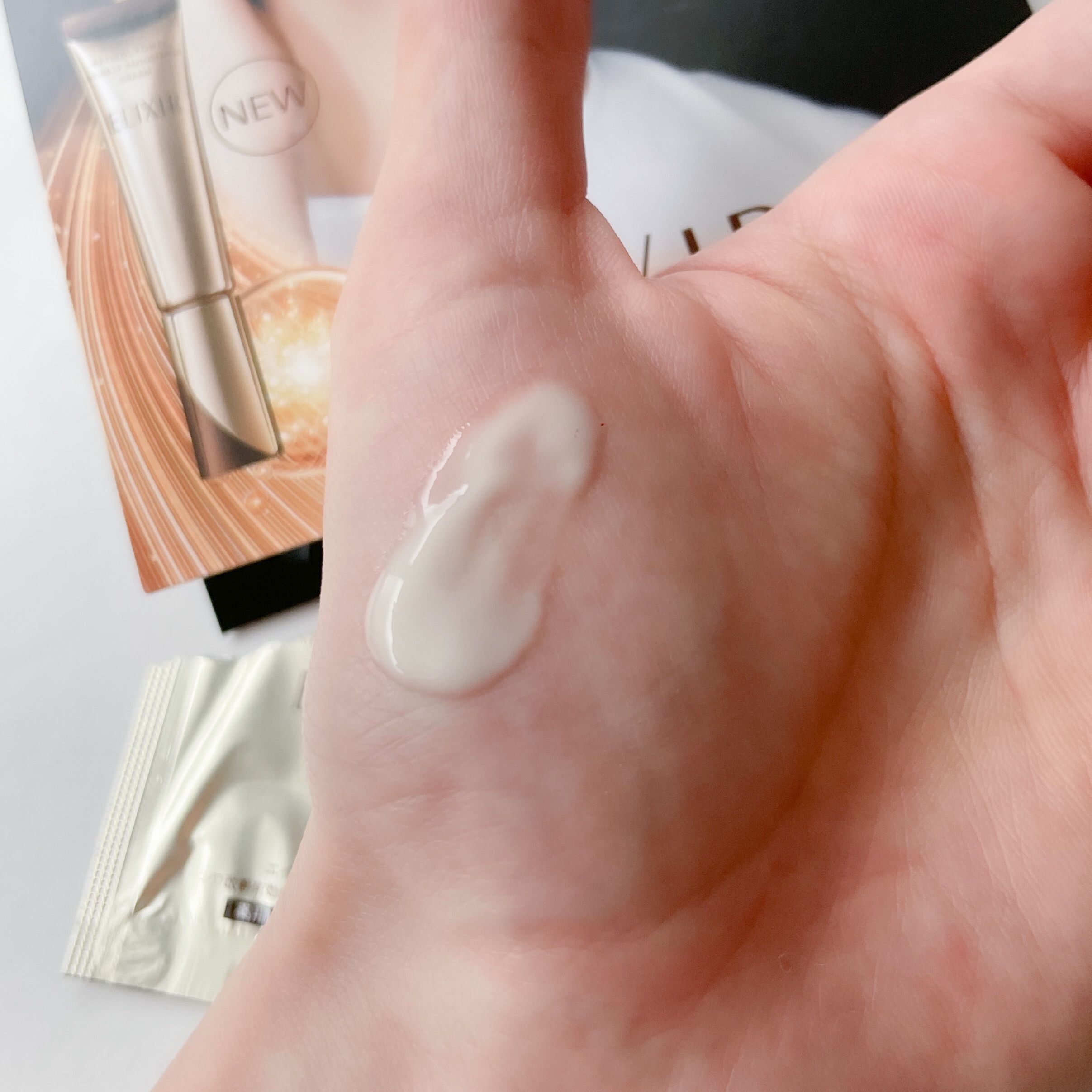 レチノパワー リンクルクリーム /エリクシール/アイケア・アイクリームを使ったクチコミ（2枚目）