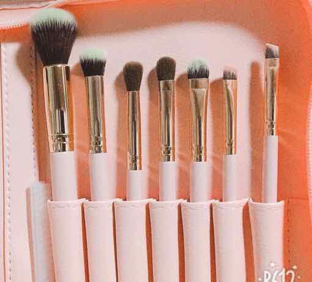 貴族のゴールド メイクブラシ11本セット 化粧ポーチ付き/SIXPLUS/メイクブラシを使ったクチコミ(2枚目)