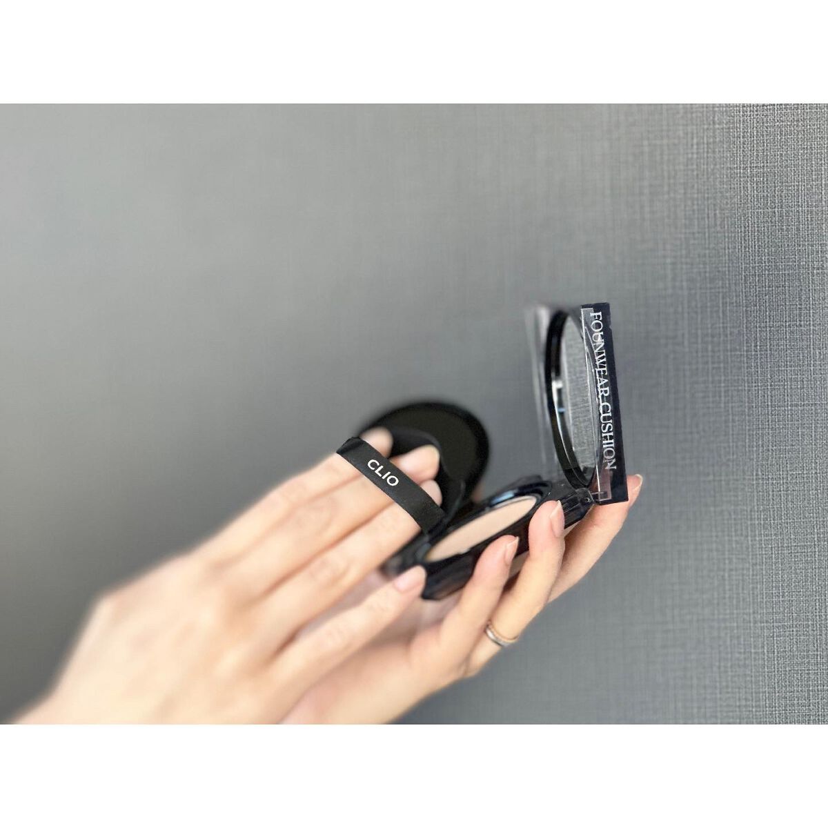 これは買い🛒
安くて優秀なクリオのファンデが生まれ変わったよ✦！

"CLIO KILL COVER THE NEW FOUNWEAR CUSHION"

薄くて軽い付け心地なのにカバー力もあって肌に自然な艶が出るから、いつもより肌が綺麗