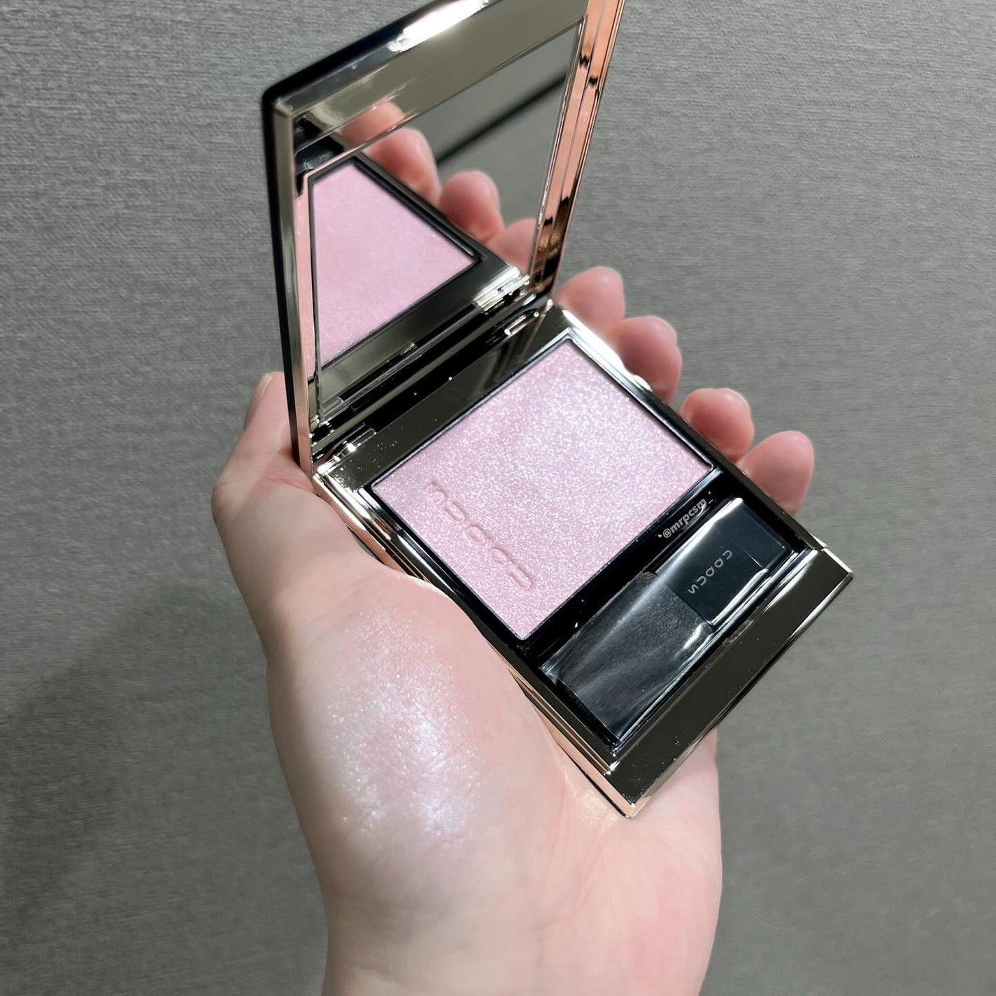 新品未使用未開封☆限定 SUQQU リフレクトハイライター104コズミックピンク SUQQU リフレクト ハイライター|SUQQUの口コミ - . #コスメ購入