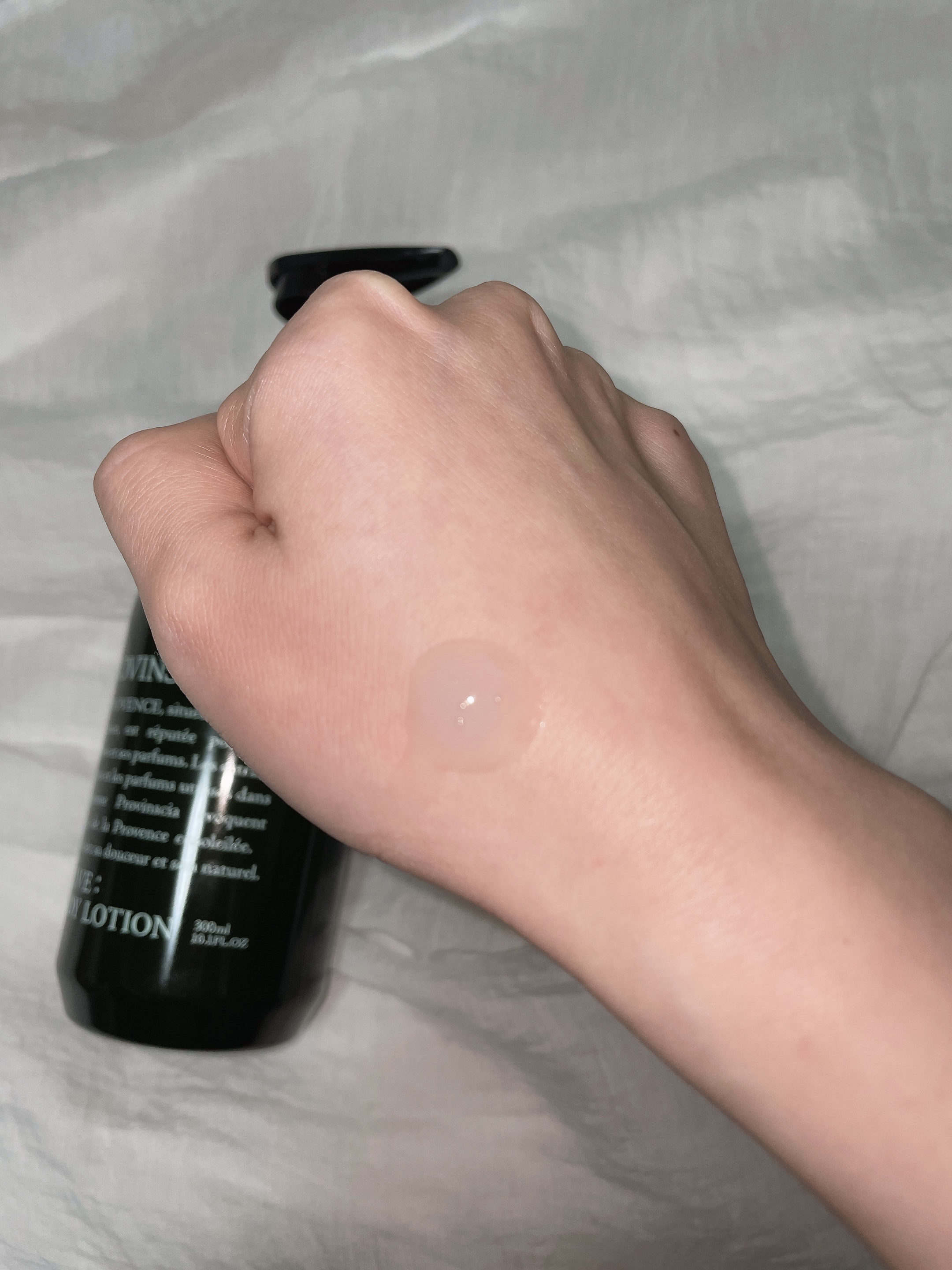 プロバンシアボディローション/ペリカン石鹸/ボディローションを使ったクチコミ（3枚目）