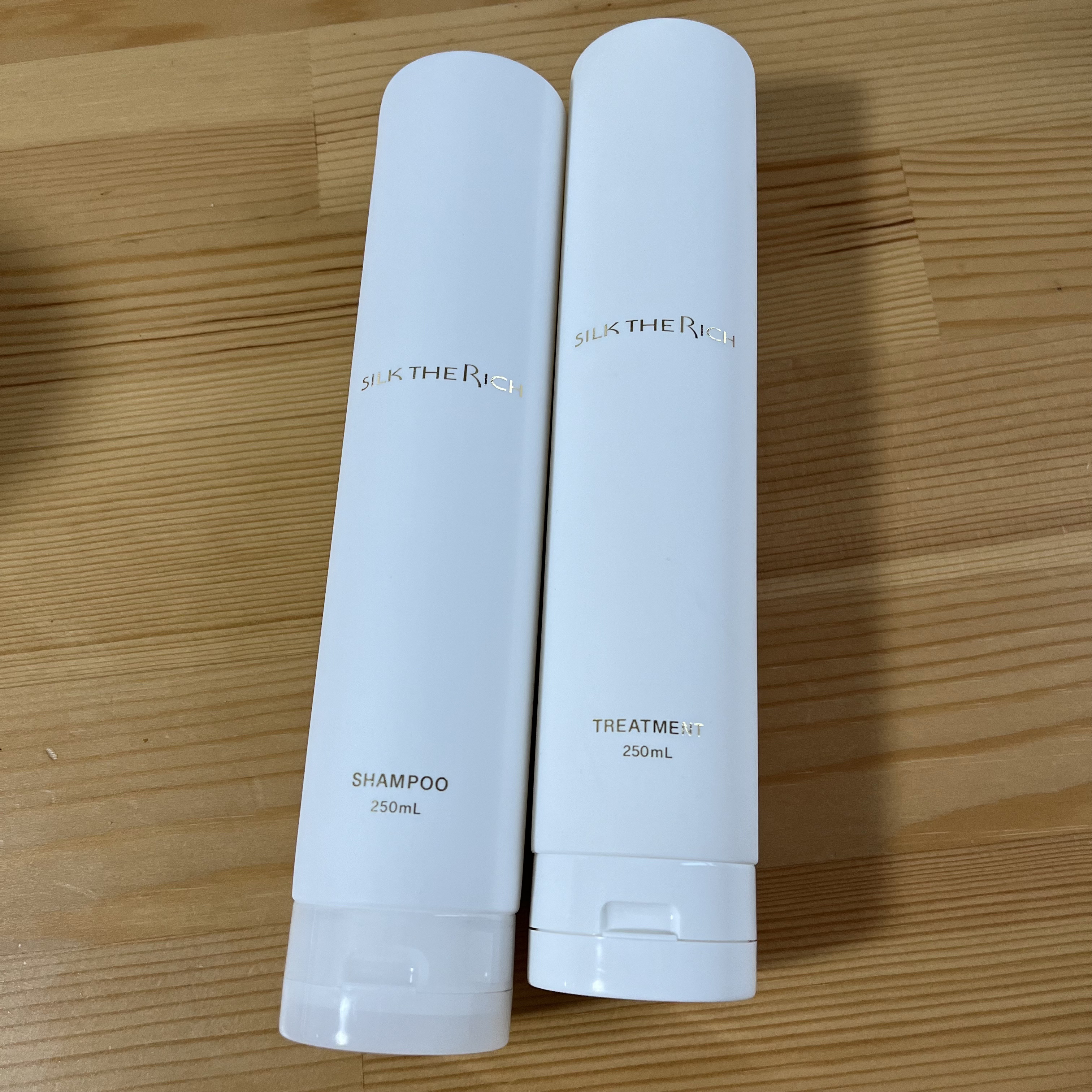 SILK THE RICH モイスト&リペア シャンプー・トリートメント/SILK THE RICH/市販シャンプーを使ったクチコミ（1枚目）