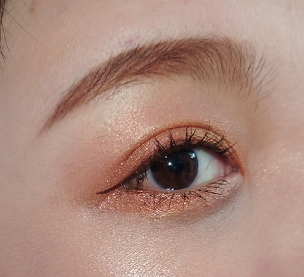 ダズルシャドウ/M・A・C/単色アイシャドウを使ったクチコミ(5枚目)