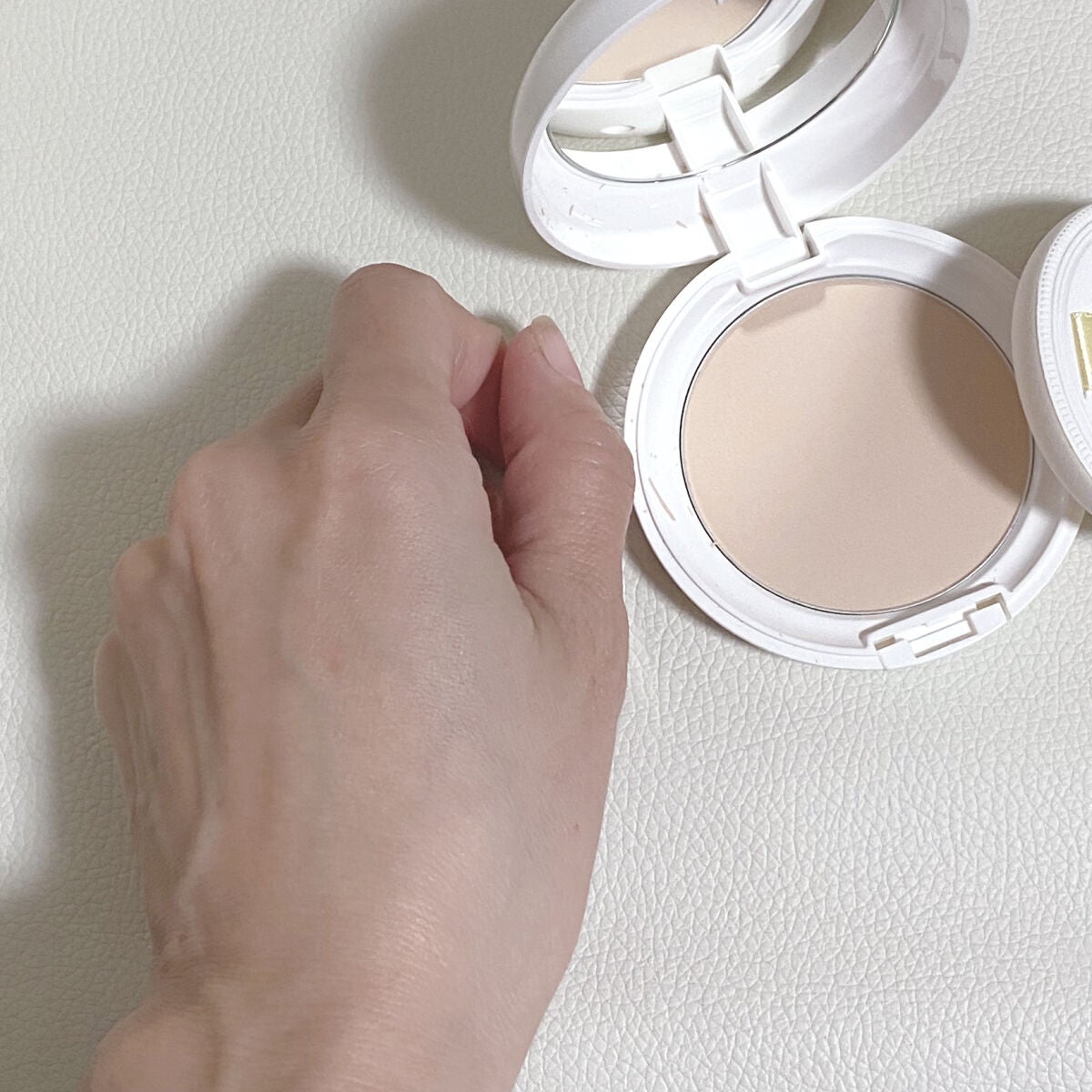 乾燥さん 保湿力プロテクトパウダー/乾燥さん/プレストパウダーを使ったクチコミ(3枚目)