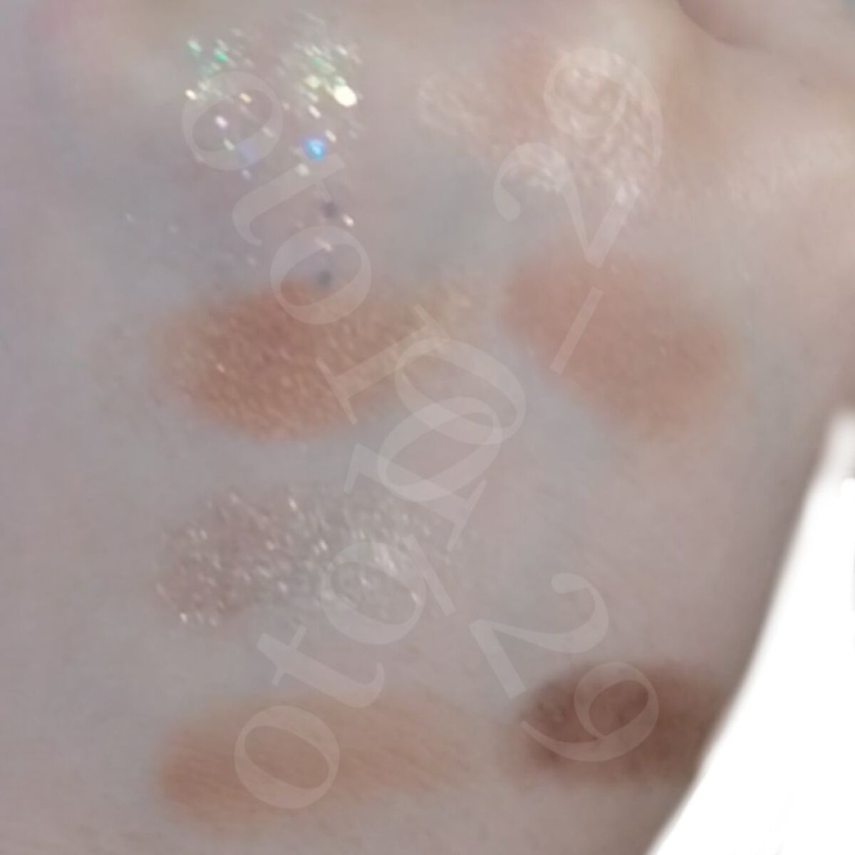 U R GLAM アイシャドウパレットのクチコミ「これは韓国のアイシャドウパレットですか？
いいえ100均の物です。

Google翻訳並の日本.....」（3枚目）