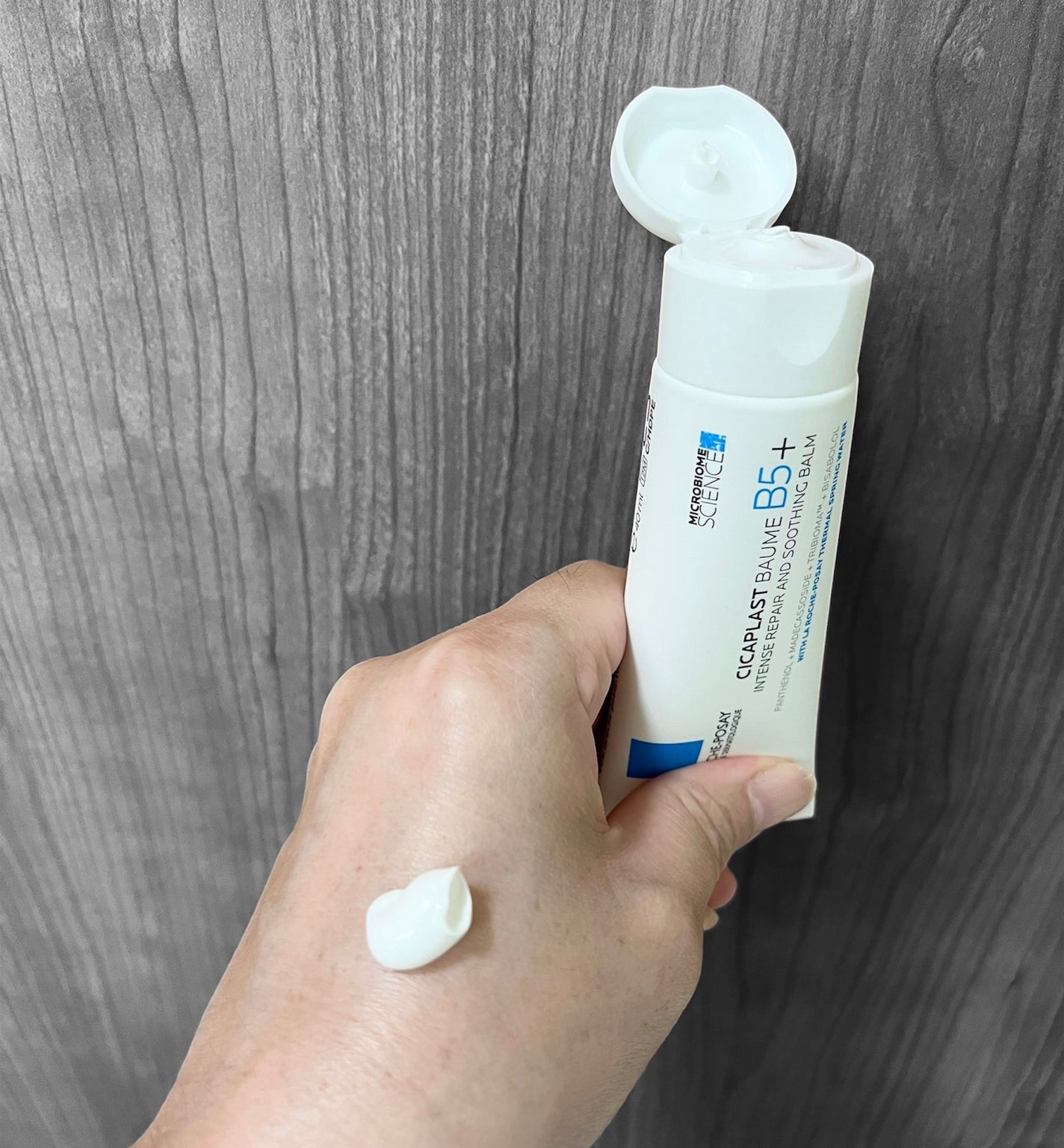 シカプラスト リペアクリーム B5+ /ラ ロッシュ ポゼ/フェイスクリームを使ったクチコミ(2枚目)