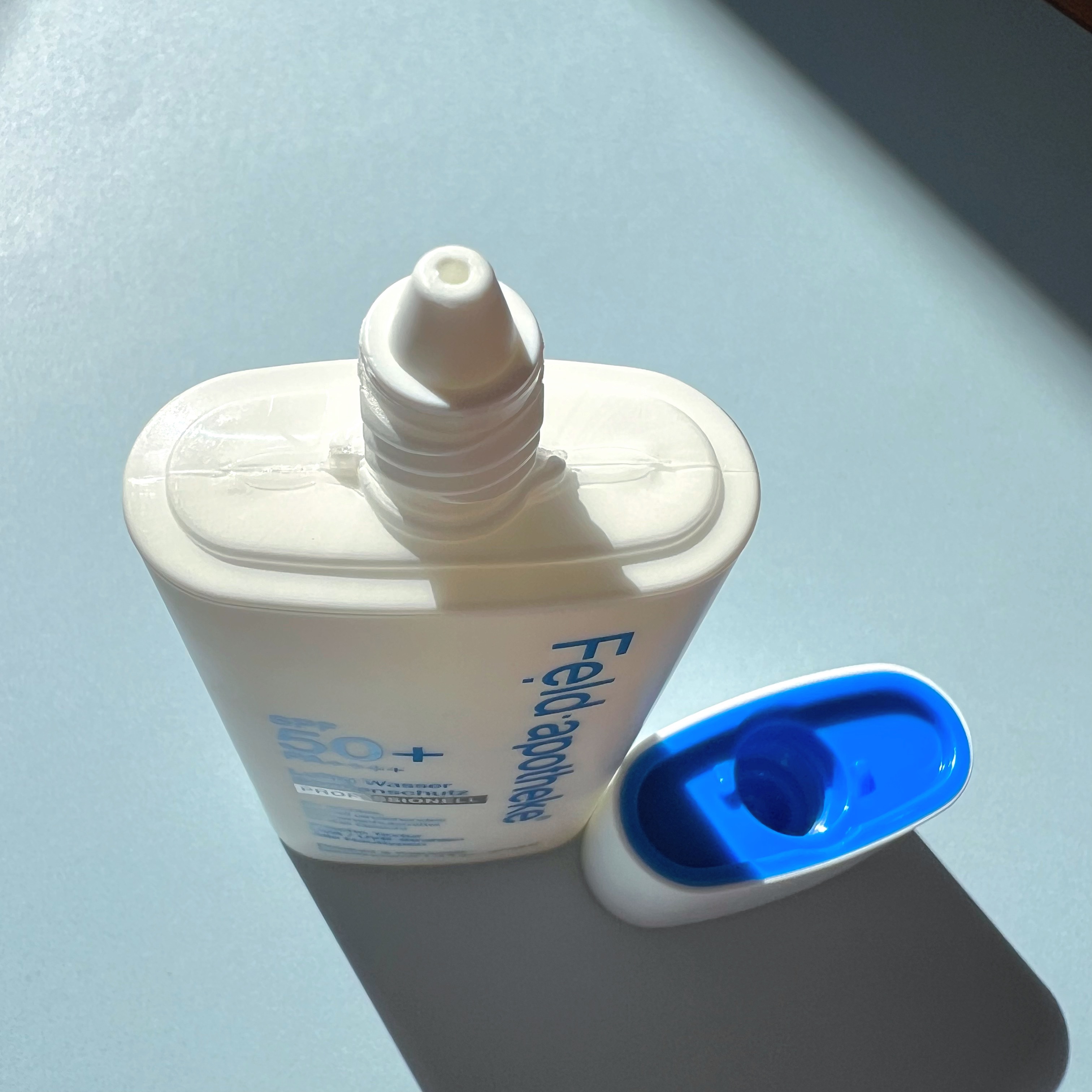 エアリーウォーターサンスクリーン プロフェッショナル/Feld Apotheke/日焼け止めローションを使ったクチコミ（2枚目）