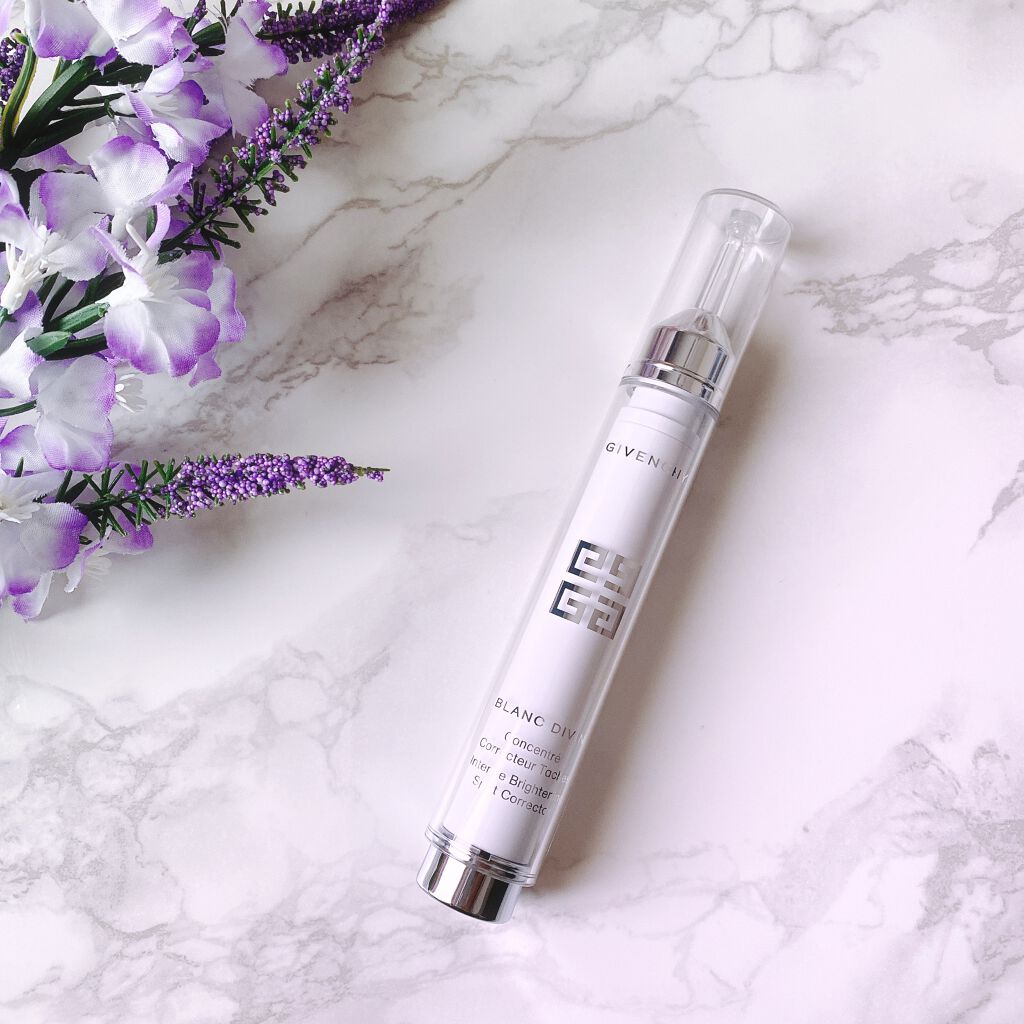 試してみた】ブラン ディヴァン スポット コレクター GIVENCHYの