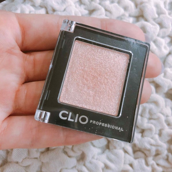 プロ シングル シャドウ/CLIO/単色アイシャドウ by 関根りさ